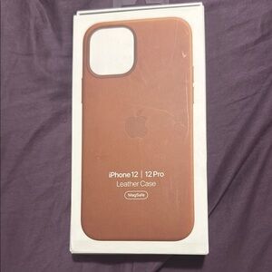 Apple iPhone 12/12 Pro Leather Case - Brown